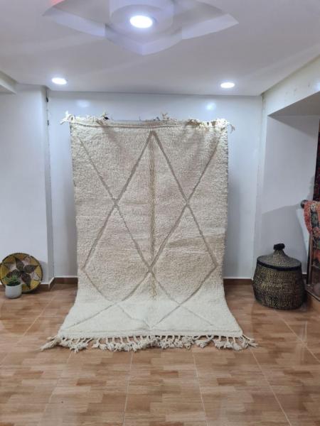 White Nazir Marokkaans handgemaakt tapijt